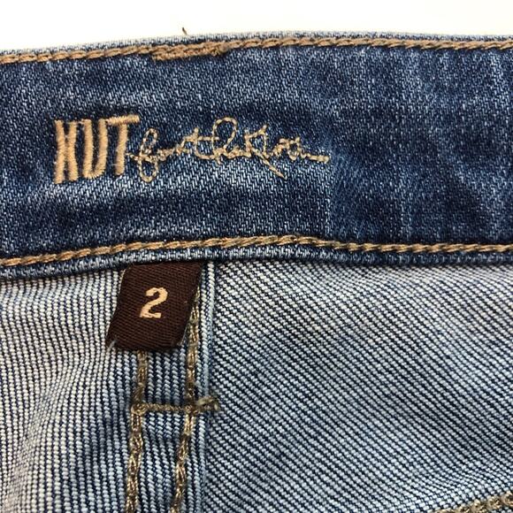 Kut from the Kloth Catherine Boyfriend Premium Denim Shorts Distressed Front - Picture 7 of 16